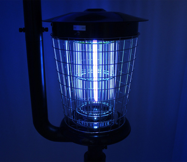 户外太阳能灭虫灯